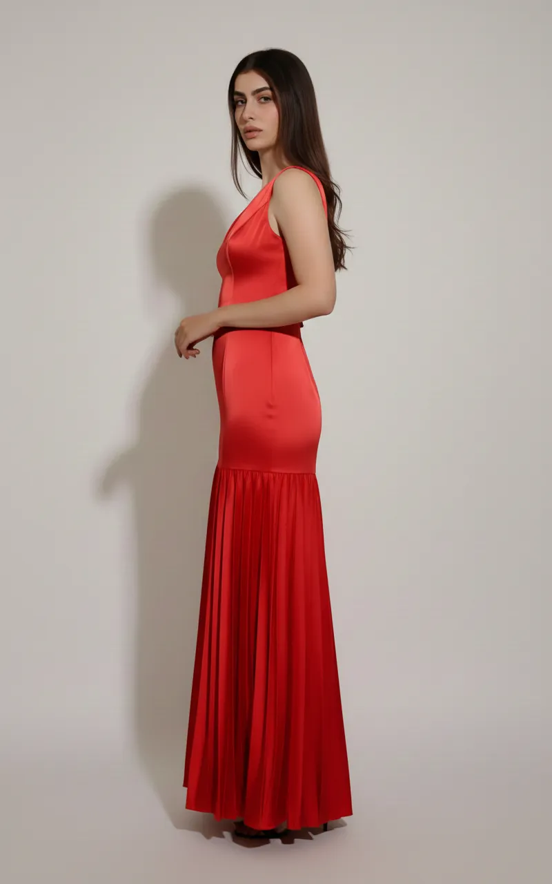 فستان أحمر روبي